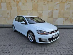 Pure white Gebraucht 2017 VW Golf GTI Coupé | 16.490 € (Fairer Preis)