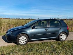 Blau Gebraucht 2006 VW Golf V Limousine | 2.700 € (Fairer Preis)