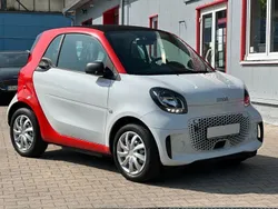 Schwarz Gebraucht 2021 Smart ForTwo Electric Drive Kleinwagen | 9.995 € (Fairer Preis)