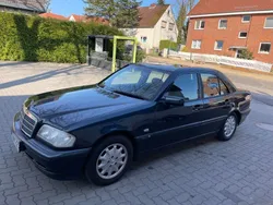 Schwarz Gebraucht 1998 Mercedes C180 Limousine | 4.500 € (Etwas zu teuer)