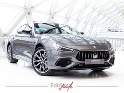 Grau Gebraucht 2024 Maserati Ghibli GT Coupé | 117.944 €
