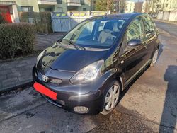 Schwarz Gebraucht 2012 Toyota Aygo Cool Kleinwagen | 3.650 € (Guter Preis)