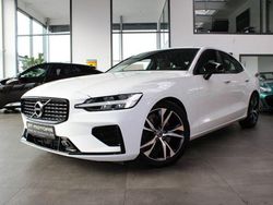 Weiß Gebraucht 2022 Volvo S60 R-Design Limousine | 28.900 € (Fairer Preis)