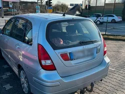Silber Gebraucht 2004 Suzuki Liana Kombi | 3.200 €