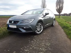 Grau Gebraucht 2017 Seat Leon ST FR Kombi | 16.500 € (Fairer Preis)