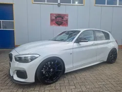 Weiß Gebraucht 2017 BMW M140 M Sport Limousine | 38.999 €