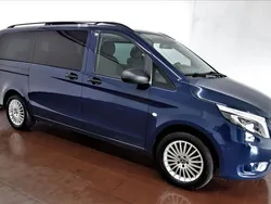Stahlblau Gebraucht 2021 Mercedes Vito Edition Van / Kleinbus | 31.999 € (Etwas zu teuer)