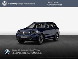 M carbonschwarz metallic Gebraucht 2023 BMW iX3 Impressive SUV | 44.890 € (Etwas zu teuer)