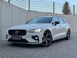 Weiß Gebraucht 2021 Volvo V60 R-Design Kombi | 27.999 € (Guter Preis)