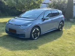 Grau Gebraucht 2021 VW ID.3 Pro Kleinwagen | 23.600 € (Guter Preis)