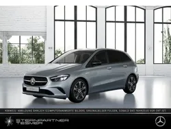 Silber Neu 2025 Mercedes B180 Night Van / Kleinbus | 45.957 €