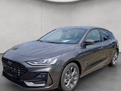 Grau Neu 2025 Ford Focus ST-Line Limousine | 29.590 € (Fairer Preis)