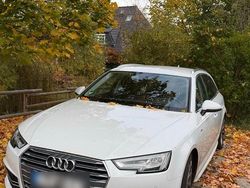 Weiß Gebraucht 2016 Audi A4 Comfort Kombi | 13.800 € (Fairer Preis)