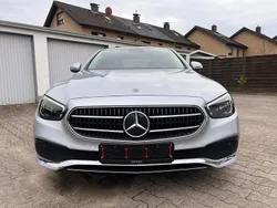 Silber Gebraucht 2021 Mercedes E220 Limousine | 34.990 € (Guter Preis)