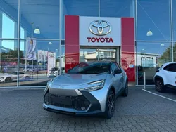 Silver 1l0/ black 202 Neu 2024 Toyota C-HR Lounge SUV | 38.490 € (Fairer Preis)