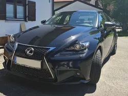 Schwarz Gebraucht 2016 Lexus IS300 Sport Line Limousine | 13.500 €