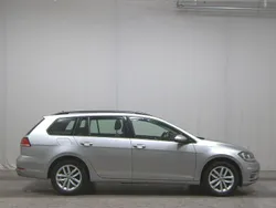 Silber Gebraucht 2019 VW Golf VII Comfortline Kombi | 14.380 € (Superpreis)