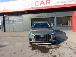 Grau Gebraucht 2020 Audi Q3 Advanced SUV | 20.388 €