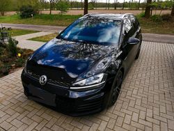 Schwarz Gebraucht 2016 VW Golf VII GTD Kombi | 9.200 € (Superpreis)
