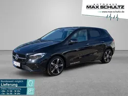 Kosmosschwarz Gebraucht 2024 Mercedes B200 Night Van / Kleinbus | 32.950 € (Etwas zu teuer)