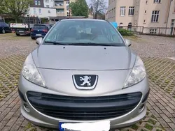 Gold Gebraucht 2006 Peugeot 207 Kleinwagen | 2.500 € (Fairer Preis)