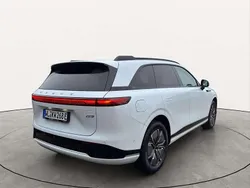 Weiß Gebraucht 2024 XPENG G9 RWD Long Range SUV | 68.820 €