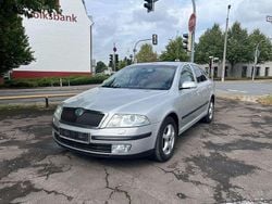 Grau Gebraucht 2006 Skoda Octavia Limousine | 2.490 € (Guter Preis)