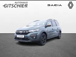 Zedergrün Gebraucht 2023 Dacia Jogger Extreme Van / Kleinbus | 23.400 € (Etwas zu teuer)
