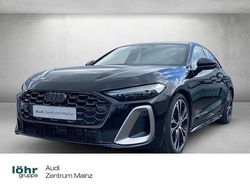 Mythosschwarz metallic Gebraucht 2025 Audi A5 Ambiente Coupé | 61.980 € (Superpreis)