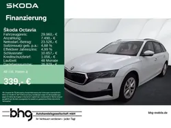 Moonweiß perleffekt Gebraucht 2024 Skoda Octavia Selection Kombi | 29.960 € (Guter Preis)