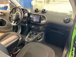 Weiß Gebraucht 2017 Smart ForTwo Electric Drive Passion Coupé | 8.100 € (Fairer Preis)