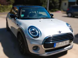 Silber Gebraucht 2021 Mini Cooper Kleinwagen | 21.300 € (Fairer Preis)