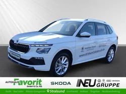 Weiß Gebraucht 2024 Skoda Kamiq Selection SUV | 23.990 € (Fairer Preis)