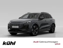 Grau Gebraucht 2025 Audi Q6 e-tron Performance SUV | 85.980 € (Teuer)