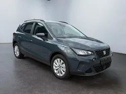 Blau Neu 2025 Seat Arona Style SUV | 24.937 € (Guter Preis)
