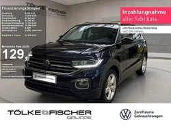 Deep black perleffekt (metallic) Gebraucht 2023 VW T-Cross Style SUV | 21.679 € (Fairer Preis)