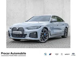 Grau Gebraucht 2024 BMW 420 M Sport Coupé | 42.990 € (Fairer Preis)
