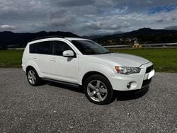 Weiß Gebraucht 2012 Mitsubishi Outlander Instyle SUV | 6.000 € (Fairer Preis)