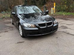 Schwarz Gebraucht 2007 BMW 318 Limousine | 2.500 €