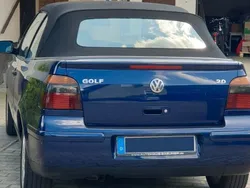 Blau Gebraucht 2001 VW Golf Cabriolet Classicline Cabrio | 2.600 € (Superpreis)