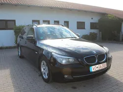 Schwarz Gebraucht 2009 BMW 520 Lifestyle Kombi | 3.000 € (Guter Preis)