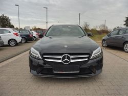 Schwarz Gebraucht 2019 Mercedes C300 Kombi | 25.900 € (Fairer Preis)