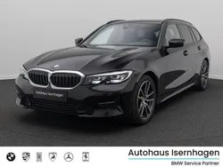 Schwarz ii 668schwarz Gebraucht 2022 BMW 330 Sport Line Limousine | 29.499 € (Guter Preis)