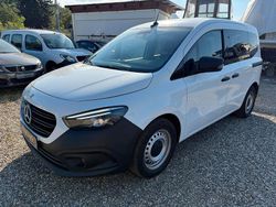 Weiß Gebraucht 2022 Mercedes Citan 110 Kombi | 16.500 € (Teuer)