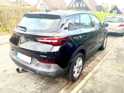 Schwarz Gebraucht 2017 Opel Grandland X SUV | 11.450 € (Etwas zu teuer)