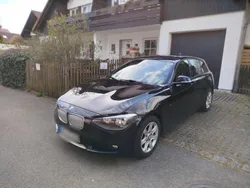 Schwarz Gebraucht 2012 BMW 116 Urban Line Kleinwagen | 4.590 € (Superpreis)