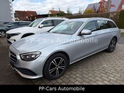 Silber Gebraucht 2022 Mercedes E220 Limousine | 25.550 €