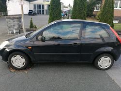 Blau Gebraucht 2004 Ford Fiesta Kleinwagen | 300 € (Guter Preis)