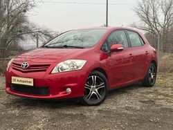 Rot Gebraucht 2011 Toyota Auris Edition Limousine | 6.500 € (Fairer Preis)