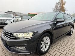 Grau Gebraucht 2021 VW Passat Basis Limousine | 13.390 € (Guter Preis)